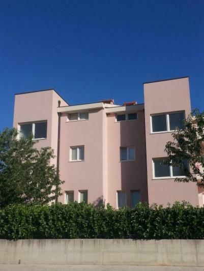 Apartment Smodlaka Дугополе Екстериор снимка